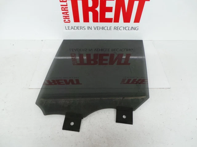 LAND ROVER RANGE ROVER LEFt Finestra porta posteriore laminata
