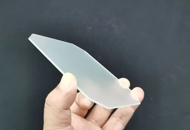 Fotocamere tradizionali ricambi, Ricambi e riparazione