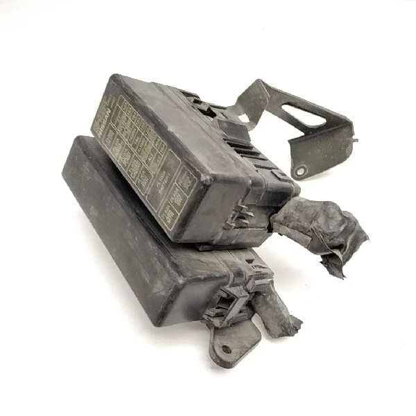 Scatola Relè Fusibili Ronyme – 6 Vie Con Relè JD1912 E Fusibili ATC, Impermeabile, Per Auto E UTV, 24V