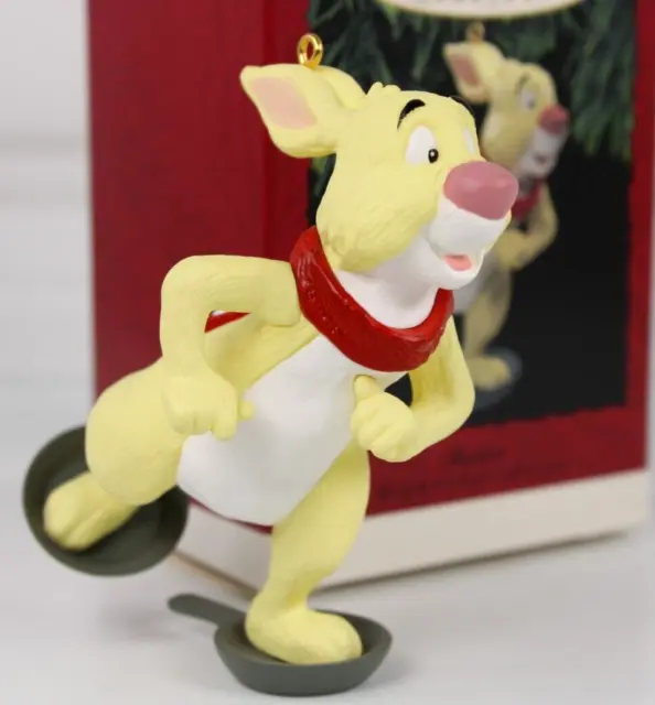 Hallmark Keepsake, Its Rabbit From The Winnie The Pooh Collection 1993 Ornament