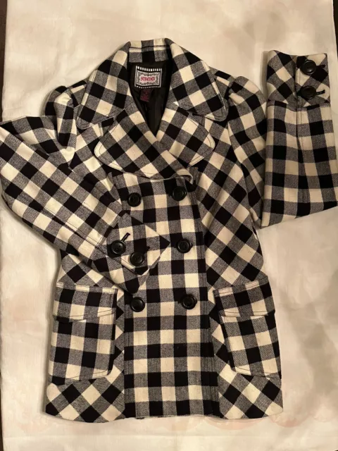 Buffalo plaid coat.   Womens Medium.  Brand Is Forever21. Black & white Plaid