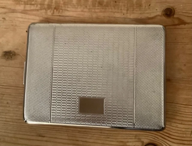 han bro cigarette case HAN-BRO MADE IN England vintage silver coloured cigarette case. 8 x 11 cms.  £16.15
