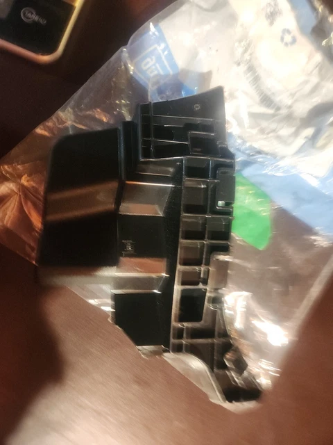 GENUINE GM PASSENGER Side Front Bumper Fascia Guide 23496953 $17.99