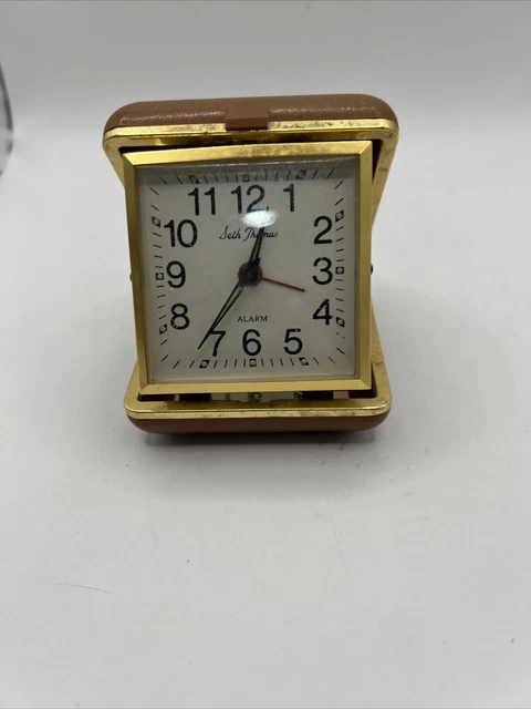 VINTAGE SETH THOMAS Travel Alarm Clock Wind Up Folding Hard Clam Case ...