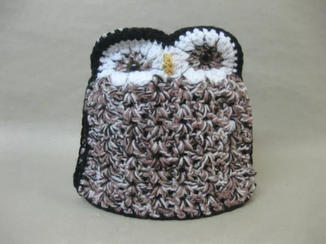 Vintage Owl Tea Cosy ~ Crochet / Wood ~ Handmade Owl Teapot Cover