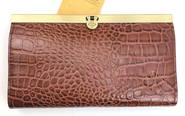 Patricia Nash Cauchy British Tan embossed leather RFID clutch wallet, R$119