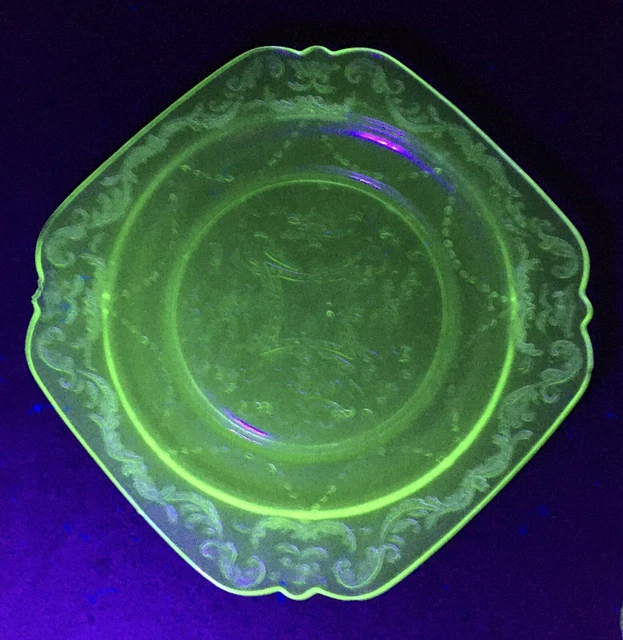 VTG VASELINE GREEN Depression Glass Madrid Pattern Federal Glass Co