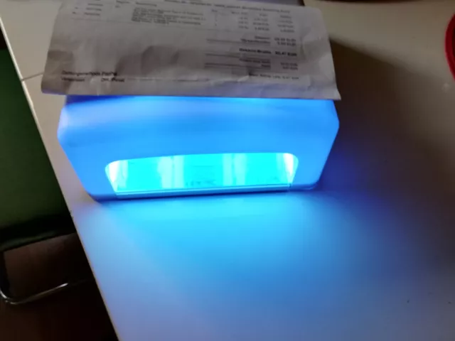 UV Lampe, Mit 4x Gel Nägel Tips u. viel  Zubehör nicht vollständig GEBRAUCHT 