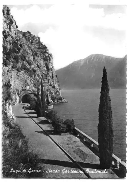 CARTOLINA LAGO DI GARDA ,RIVA - STRADA GARDESANA OCCIDENTALE non viaggiata