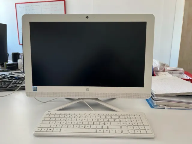 PC HP All-in-One 22-b009nl