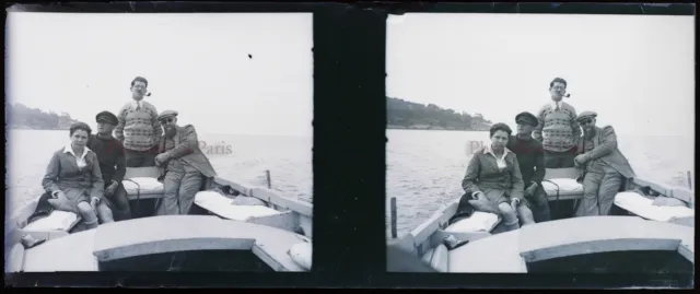 FRANCE Family Boat c1920 NEGATIVE PHOTO Stereo Glass Plate VR22L8n