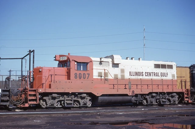 Original Slide ICG Illinois Central Gulf GP10 #8007 - Jackson MS 1973