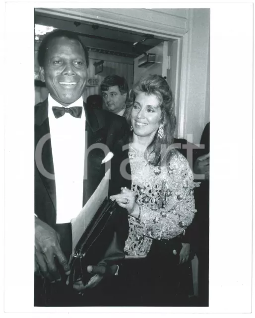 1985 ca NEW YORK Sidney POITIER Joanna SHIMKUS Photo 20x25 cm