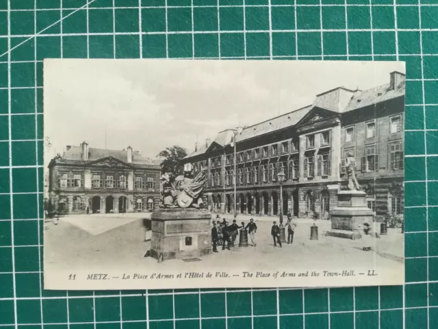 162 OLD CPA - Metz - Place d'armes City Hall - Animated - circa 1919
