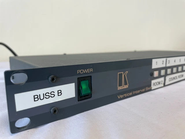 Kramer VS-2016 Vertical Interval Switcher Composite Video Switcher w/power cord
