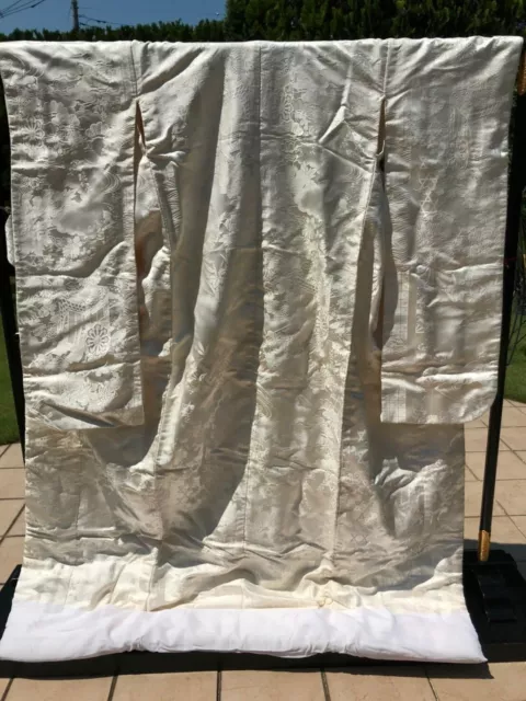 Kimono shiromuku embroidery White pure silk bridal dress wedding From Japan