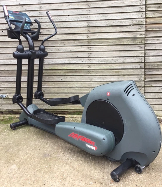 LIFE FITNESS 9500HR Commercial Cross Trainer can deliver 375.00 PicClick UK