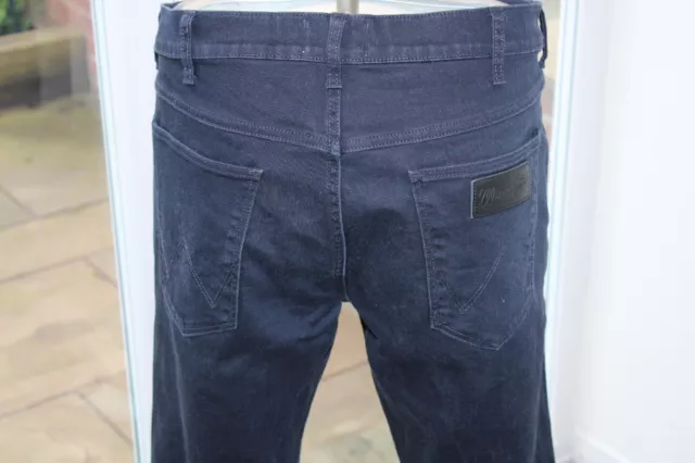 Mens Greensboro Wrangler W34 L32 Dark Blue Navy 34R Jeans Straight Leg Stretch