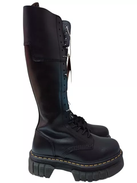 Dr martens best sale size 4 black