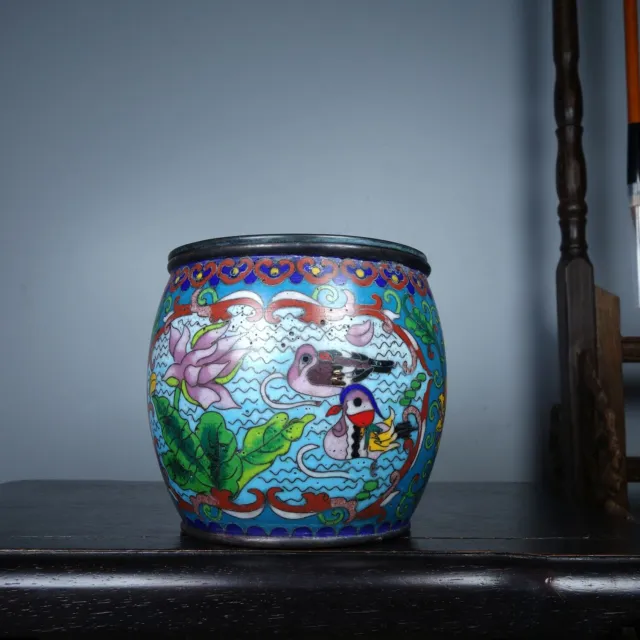 Collect China Old Enamel Hand painting mandarin duck pattern Cricket jar pot