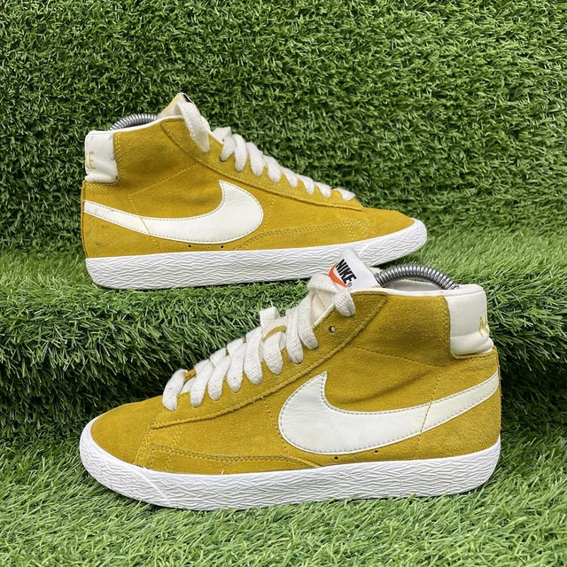 Nike yellow suede trainers clearance