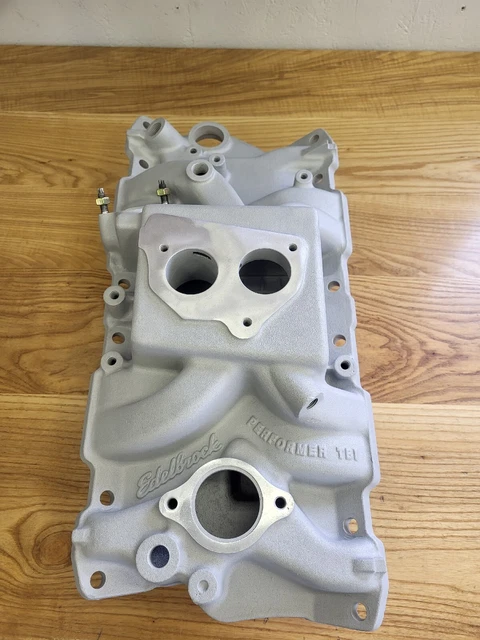Edelbrock Performer TBI Intake Manifold 3704 Small Block Chevy 305 350 SBC 87-95 Edelbrock Performer TBI Intake Manifold 3704 Small Block Chevy 305 350 SBC 87-95