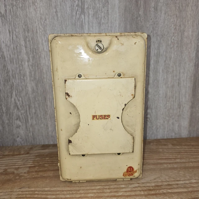 B.I CALLENDERS FUSE Box With Some Fuses Vintage Prop Collectable £29.99 ...