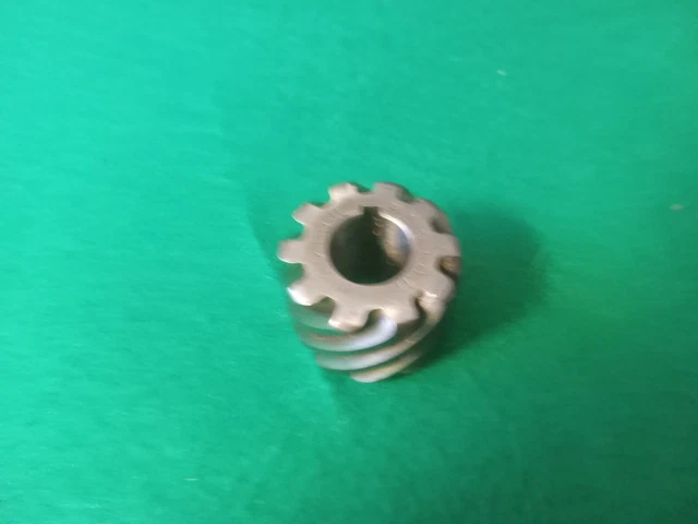 Boston Gear  H1010R  Helical Gear  New