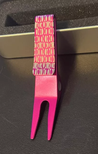 Scotty Cameron Clip Pivot Divot Tool New Pink Gallery Release Pivot