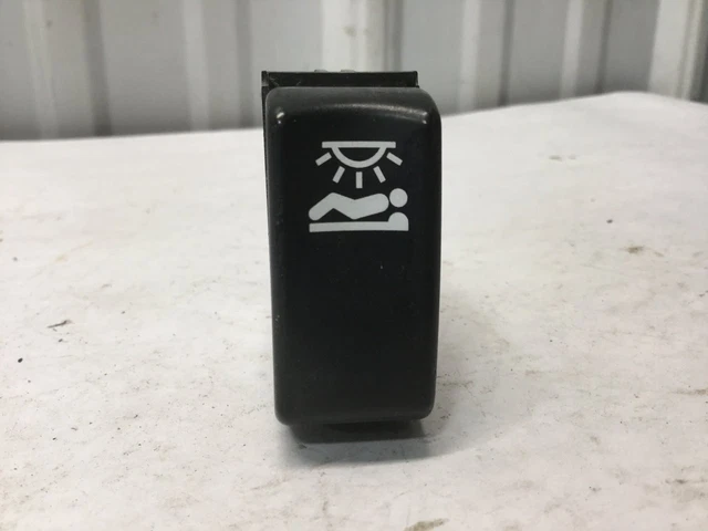 Kenworth T660 SLEEPER LIGHTS Dash/Console Switch - Used | P/N P27104019