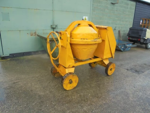 Parker Cement Mixer !£750 + VAT! diesel concrete mixer