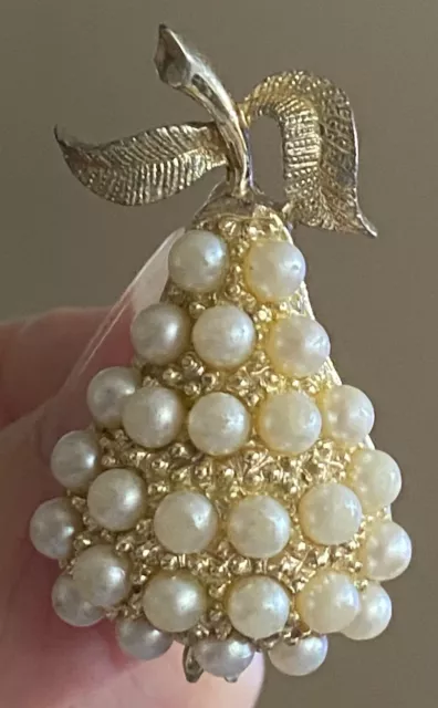 Vintage Faux Pearl Pear Pin/Brooch 1-3/4" Gold Tone