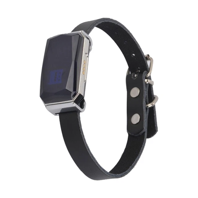 Waterproof Pets Locator Portable Real  Tracking Device F8J9