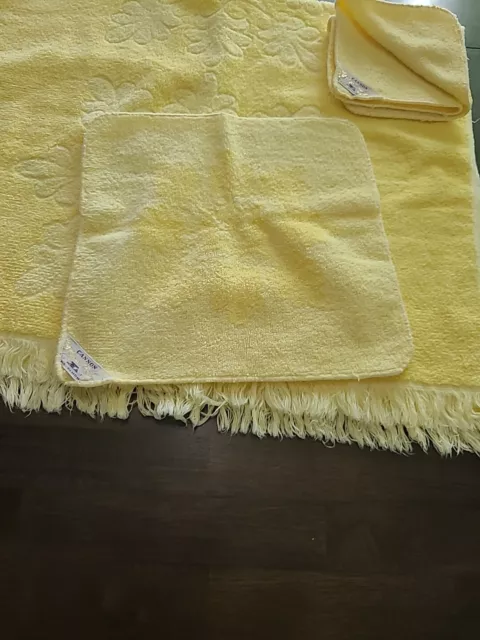 VINTAGE CANNON ROYAL Family 3 Pc Bath Towel Set Yellow Fringe Sculpted ...