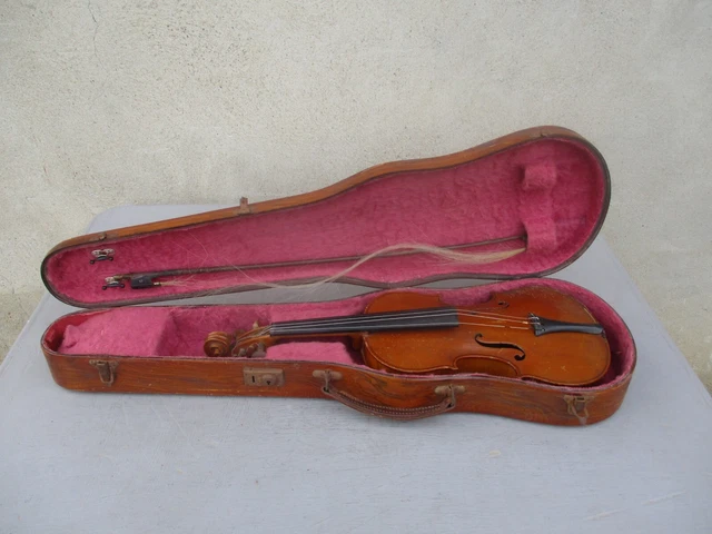Violon Ancien avec Archet, Étui pour piece dans l'etat a restaurer