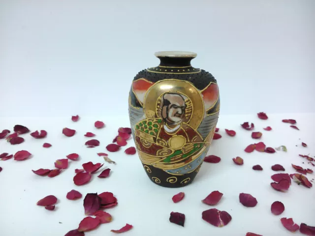 Jarron en miniatura de porcelana oriental, Japon Satsuma, Dai Nippon.