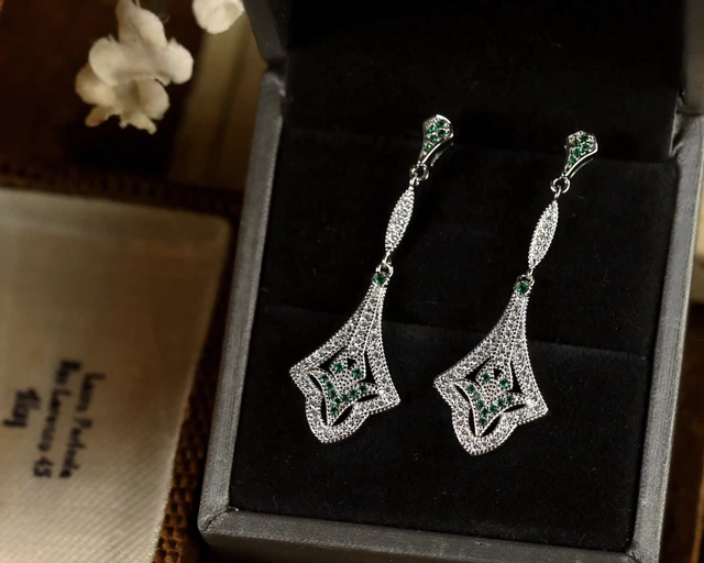 Boucles D'oreilles Art Déco Clous - Éventail Floral Serti CZ Vert - Argenté - Neuf