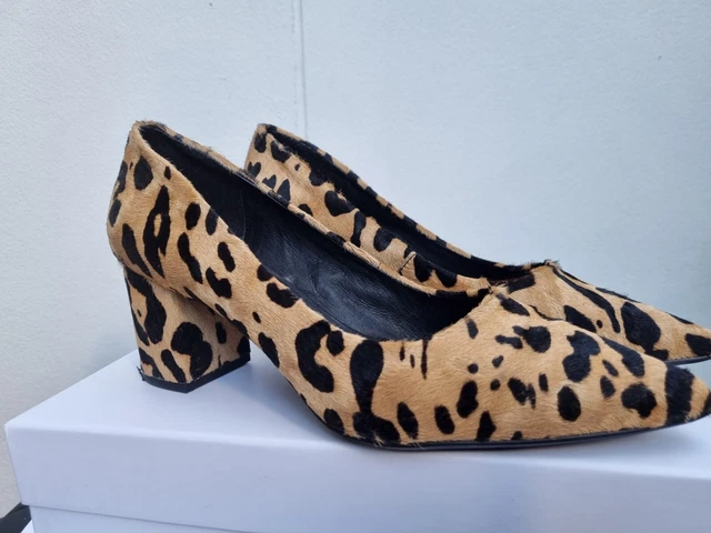 Wittner leopard flats shop