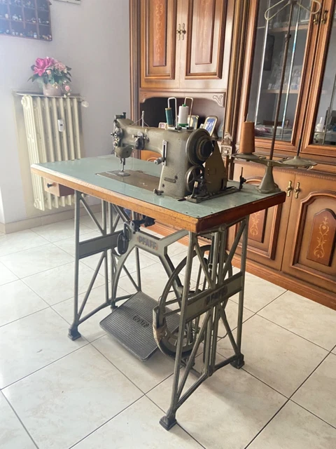 Macchina da cucire Pfaff 38 2 aghi sopra e sotto - Morini Macchine