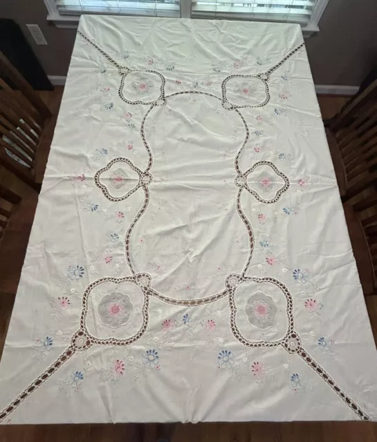 Vintage Handmade Crochet Lace Embroidered Floral Beige Linen Tablecloth 86”x 68”