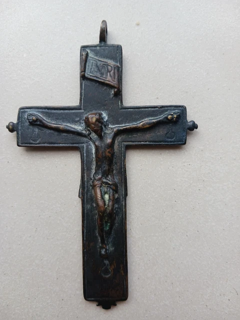 Pendentif Croix Crucifix Ancien En Bronze – Bijou Religieux D'Occasion En Bon État