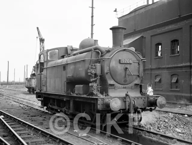 Railway   B/W  Negative   6x4 cm  GWR  9706  Old Oak Common  1964.