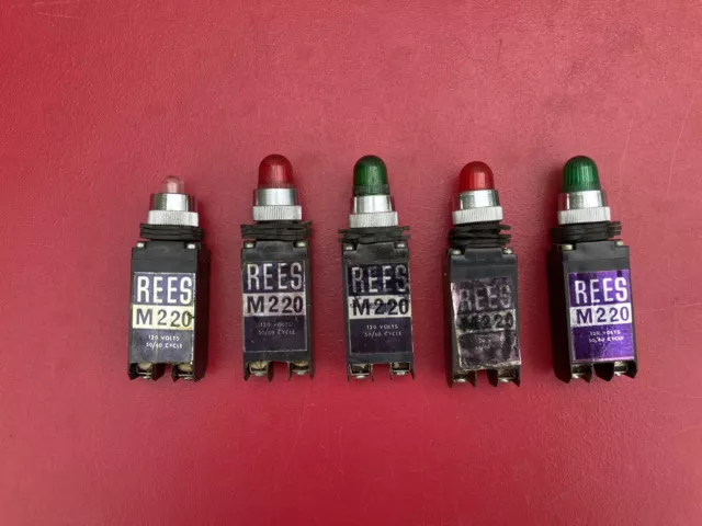 LOT of 5 REES M220 PILOT LIGHT 2 GREEN / 2  RED / 1 other 120 VOLTS 50/60 CYCLE