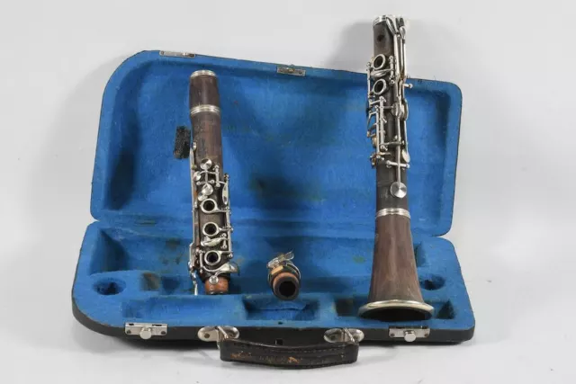 J92B32 - old clarinet G. Rudolf Uebel with suitcase, 6268 J92B32 - old clarinet G. Rudolf Uebel with suitcase, 6268