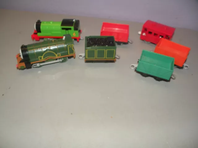 Trackmaster Thomas & Friends Emily & Percy Motorized Engines & 5 train cars D