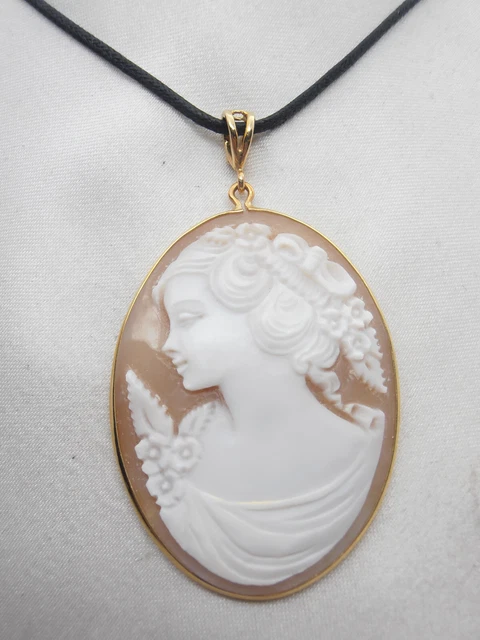 Pendentif Coquillage En Or Jaune 18 Carats - 72861, Neuf Avec étiquettes, Italie