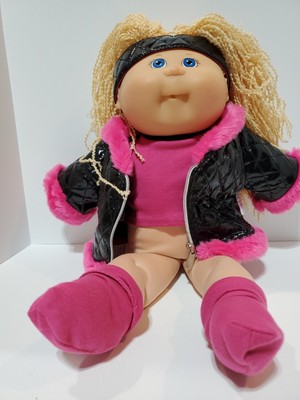20th anniversary cabbage patch doll