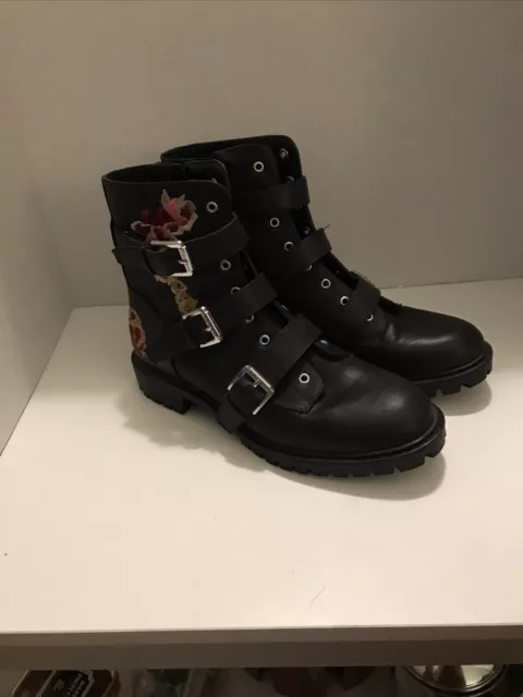 G By Guess Womens Ankle Boots Embroidered  W Flowers Black Buckle  & Zip Size 8M