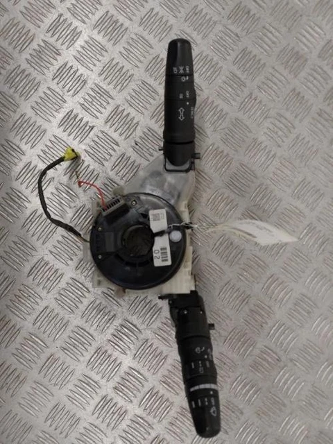 Com  Bloc Contacteur Tournant+Commodo Essuie Glace+Commodo Phare  DACIA Sandero 2