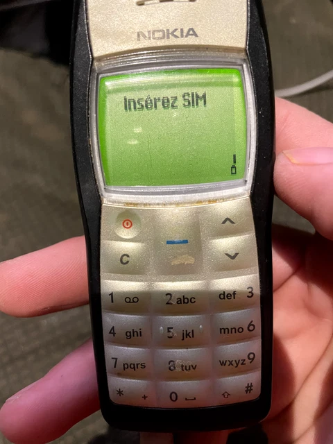 Téléphone Portable Nokia 1100 Vintage Années 2000 - Modèle RH-18, Noir | Pour Pièces Ou Collection